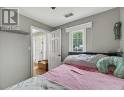 30 QUEEN STREET W - 9
