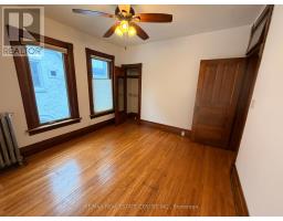 350 QUEEN STREET S - 34
