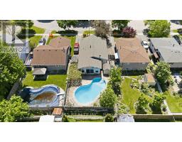 82 MURIEL CRESCENT - 45
