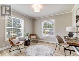 201 - 198 SPRINGBANK DRIVE - 18