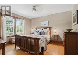 19 BELGRAVE AVENUE - 20