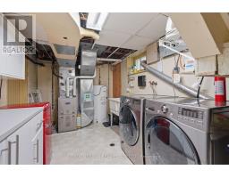 19 BELGRAVE AVENUE - 32