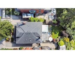 19 BELGRAVE AVENUE - 39