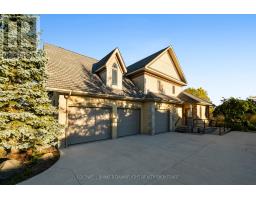 246 HAZELTON LANE - 5