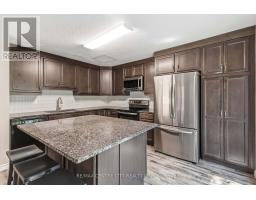 132 TOULON CRESCENT - 14