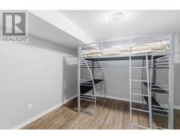 132 TOULON CRESCENT - 28