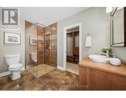 683 EAGLETRACE DRIVE - 18