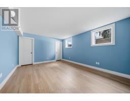 683 EAGLETRACE DRIVE - 32