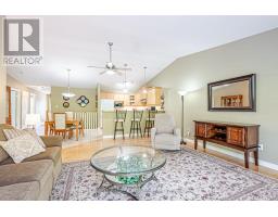 28 - 572 THISTLEWOOD DRIVE - 16