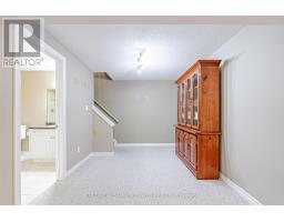 28 - 572 THISTLEWOOD DRIVE - 24