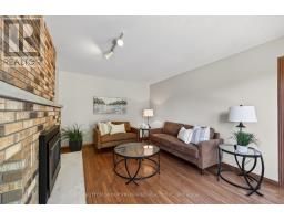 4 GOLFVIEW CRESCENT - 18
