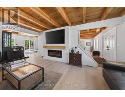 7904 KATHARINE CRESCENT - 5