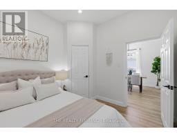 1068 MARGARET STREET - 22