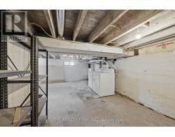 1068 MARGARET STREET - 35