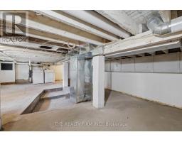 1068 MARGARET STREET - 38