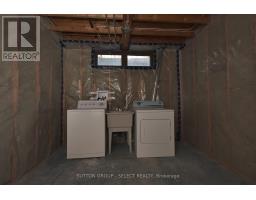 1566 NAIRN AVENUE - 24