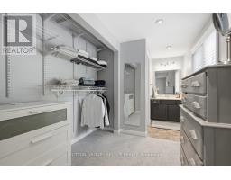 8 SOMERSET CRESCENT - 25