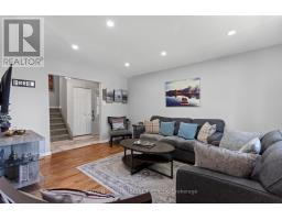 31 RENNY CRESCENT - 10