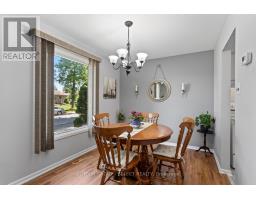 31 RENNY CRESCENT - 11
