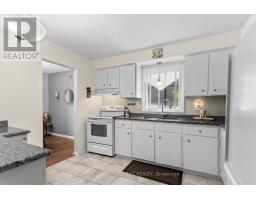 31 RENNY CRESCENT - 15