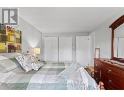 31 RENNY CRESCENT - 21