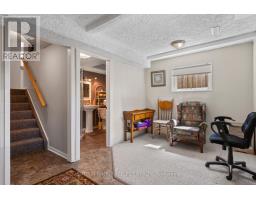 31 RENNY CRESCENT - 28