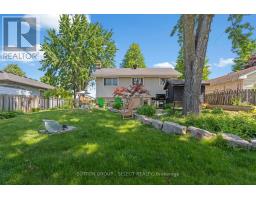 31 RENNY CRESCENT - 44