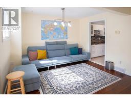 13 - 285 BLUEVALE STREET N - 11