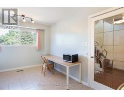 13 - 285 BLUEVALE STREET N - 14