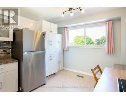 13 - 285 BLUEVALE STREET N - 15