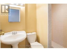 13 - 285 BLUEVALE STREET N - 30