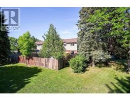 13 - 285 BLUEVALE STREET N - 38