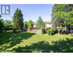 13 - 285 BLUEVALE STREET N - 39