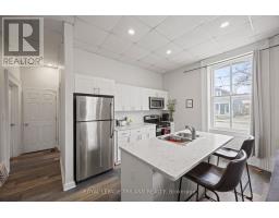 434 DUFFERIN AVENUE - 17