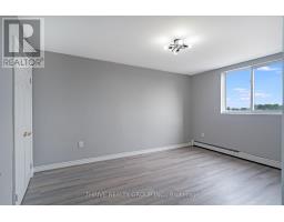 610 - 563 MORNINGTON AVENUE - 14