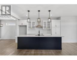 36 KELLY DRIVE - 13