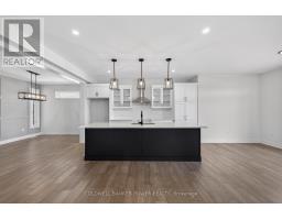 36 KELLY DRIVE - 14