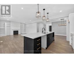 36 KELLY DRIVE - 17