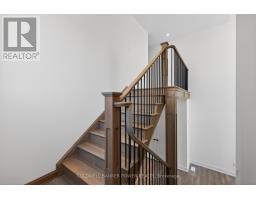 36 KELLY DRIVE - 25