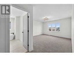 36 KELLY DRIVE - 28