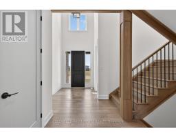 36 KELLY DRIVE - 9