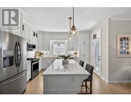 41 - 234 PEACH TREE BOULEVARD - 25
