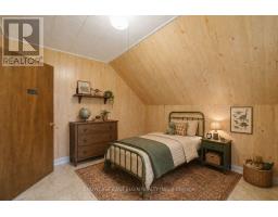212 SYDENHAM STREET E - 26