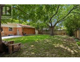 11 HILLSBOROUGH ROAD - 33