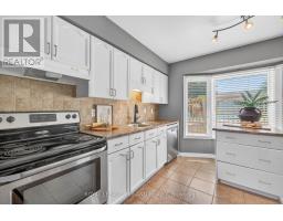 39 HITCH CRESCENT - 16