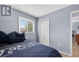39 HITCH CRESCENT - 23