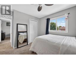 39 HITCH CRESCENT - 25