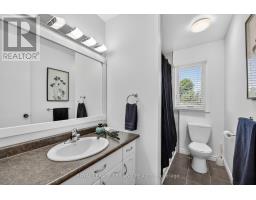 39 HITCH CRESCENT - 28