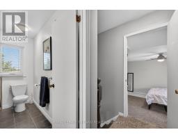 39 HITCH CRESCENT - 29