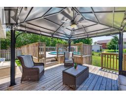 39 HITCH CRESCENT - 35